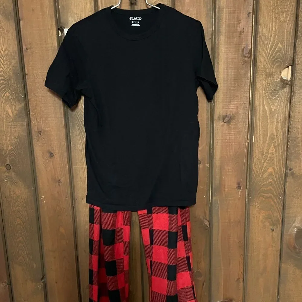 Youth boys size 14 winter pajamas.